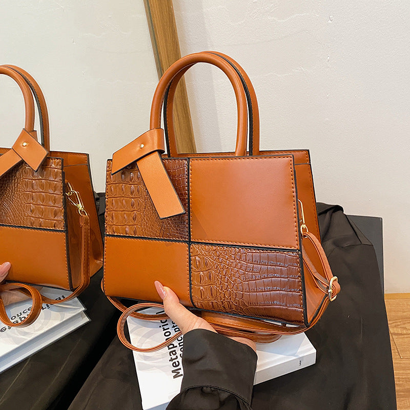 Large-capacity handbag